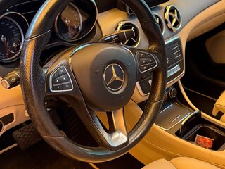 2017 Mercedes-Benz GLA 200 I (X156) Рестайлинг, чёрный, 2250000 рублей, вид 3