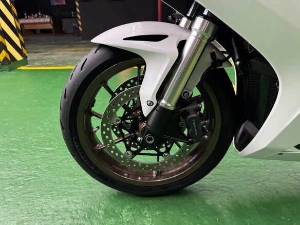 2017 Honda VFR 800, белый, 785000 рублей - вид 26