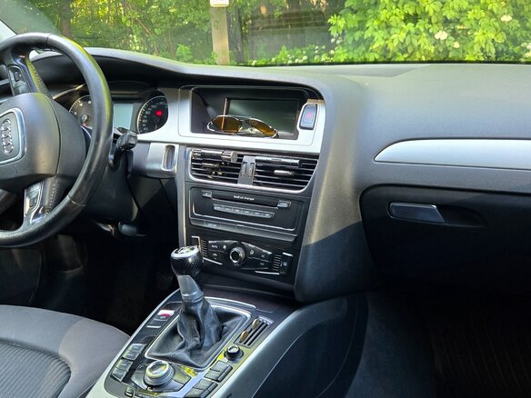 2008 Audi A4 IV (B8), чёрный, 1100000 рублей - вид 3