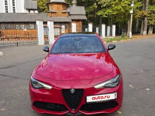 2020 Alfa Romeo Giulia II (952), красный, 3750000 рублей, вид 5