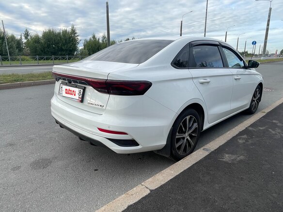 2023 Geely Emgrand II, белый, 1850000 рублей - вид 6