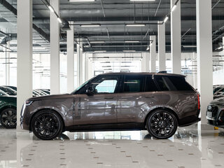 2026 Land Rover Range Rover P400 MHEV V, серый, 23950000 рублей, вид 4