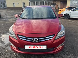 2015 Hyundai Solaris I Рестайлинг, красный, 900000 рублей, вид 1