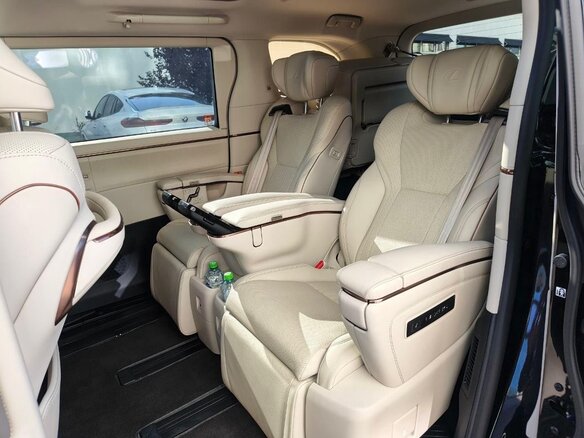 2025 Lexus LM 500h II, чёрный, 19900000 рублей - вид 7
