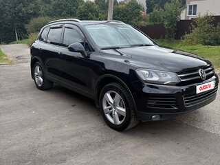 2013 Volkswagen Touareg II, чёрный, 1830000 рублей, вид 2