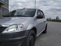 2013 Renault Logan I Рестайлинг, серебристый, 363000 рублей - вид 1