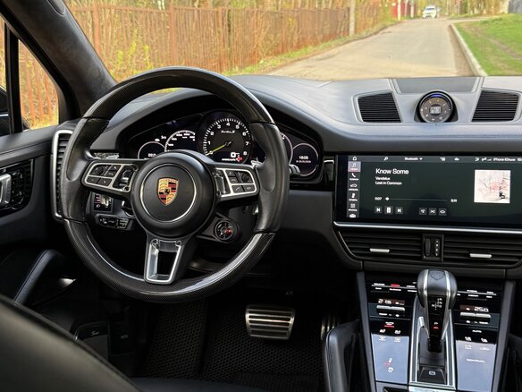 2019 Porsche Cayenne Turbo S E-Hybrid III, чёрный, 12300000 рублей - вид 16