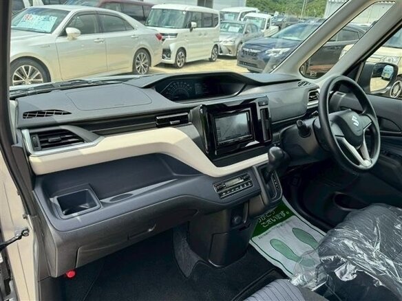 2020 Suzuki Solio IV, серебристый, 850000 рублей - вид 8