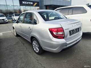 2026 Lada (ВАЗ) Granta I Рестайлинг, серебристый, 1208000 рублей, вид 4