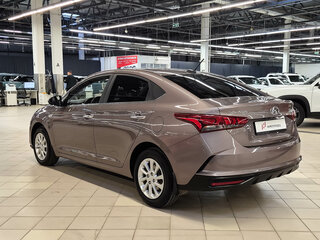 2020 Hyundai Solaris II Рестайлинг, коричневый, 1719000 рублей, вид 4