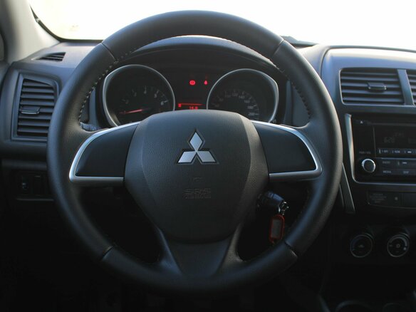 2013 Mitsubishi ASX I Рестайлинг, чёрный, 1110000 рублей - вид 10