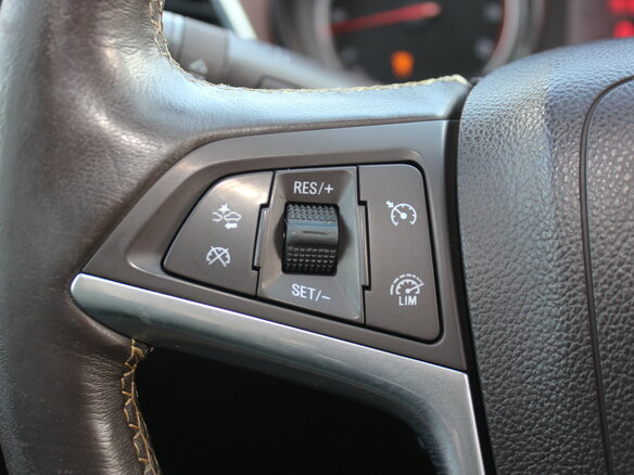 2012 Opel Mokka I, белый, 1160000 рублей - вид 21