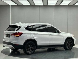 2021 BMW X1 18i sDrive II (F48) Рестайлинг, белый, 2320000 рублей, вид 3