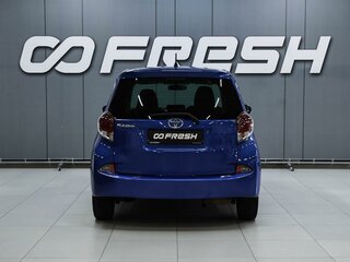 2014 Toyota Ractis II, синий, 955000 рублей, вид 4