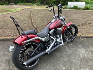 2017 Harley-Davidson Breakout, красный, 1341000 рублей, вид 2