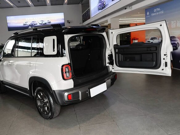 2026 Baojun Yep Plus, бежевый, 1900000 рублей - вид 21