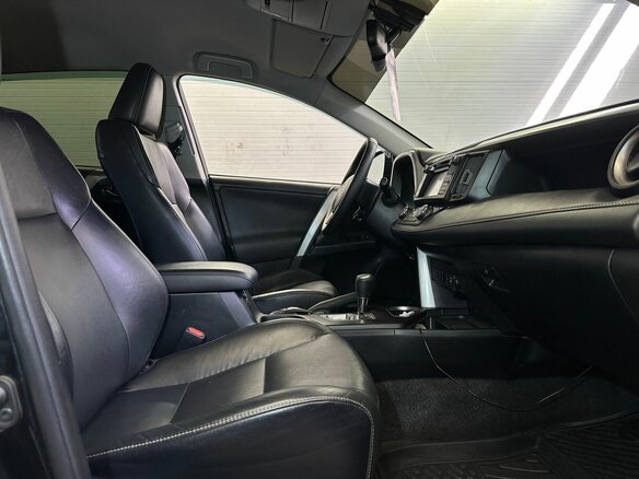 2016 Toyota RAV4 IV (XA40) Рестайлинг, чёрный - вид 14