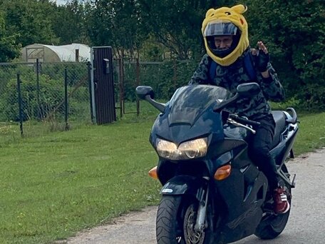 2001 Honda VFR 800, зелёный, 320000 рублей, вид 3