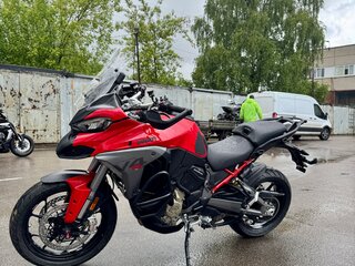 2025 Ducati Multistrada V4, красный, 3000000 рублей, вид 4