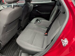2017 Ford Focus III Рестайлинг, красный, 1050000 рублей, вид 5