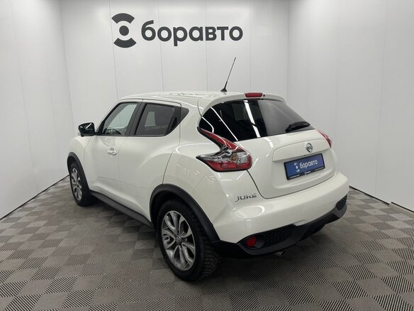 2017 Nissan Juke I Рестайлинг, белый, 1500000 рублей - вид 6