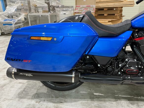 2026 Harley-Davidson CVO Road Glide, синий - вид 23