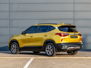 2020 Kia Seltos I, жёлтый, 2320000 рублей, вид 4