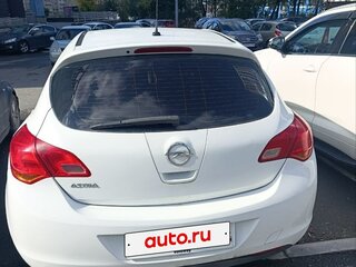 2012 Opel Astra J, белый, 610000 рублей, вид 2