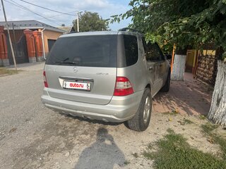 2002 Mercedes-Benz M-Класс 500 I (W163) Рестайлинг, серебристый, 650000 рублей, вид 3