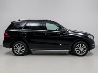 2016 Mercedes-Benz GLE 300 I (W166), чёрный, 2930000 рублей, вид 4