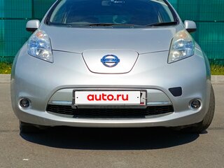 2011 Nissan Leaf I (ZE0/AZE0), серебристый, 785000 рублей, вид 1