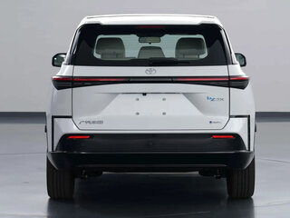 2026 Toyota bZ3X 58.3 kWh, белый, 2732000 рублей, вид 4