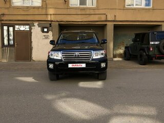 2013 Toyota Land Cruiser 200 Series Рестайлинг 1, чёрный, 3550000 рублей, вид 3