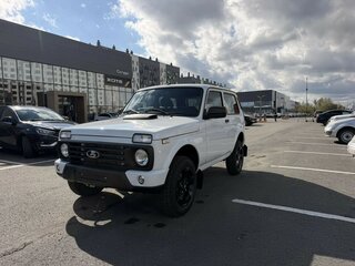 2026 Lada (ВАЗ) Niva Legend I Рестайлинг, белый, 1365000 рублей, вид 1