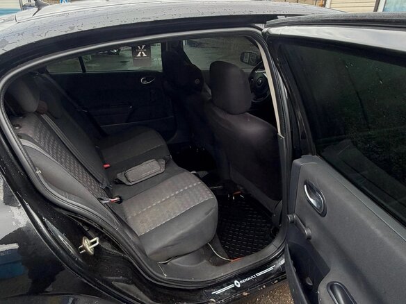 2006 Renault Megane II Рестайлинг, чёрный, 240000 рублей - вид 20