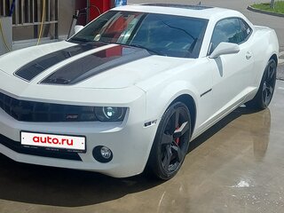 2011 Chevrolet Camaro V, белый, 1550000 рублей, вид 1