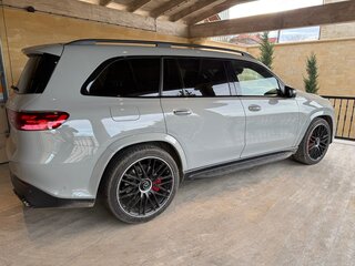 2024 Mercedes-Benz GLS AMG 63 AMG II (X167) Рестайлинг, серый, 19500000 рублей, вид 4