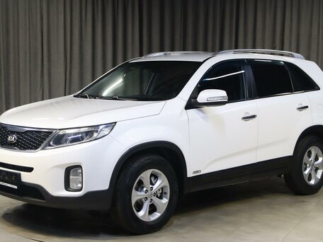 2013 Kia Sorento II Рестайлинг, белый, 1249000 рублей, вид 1