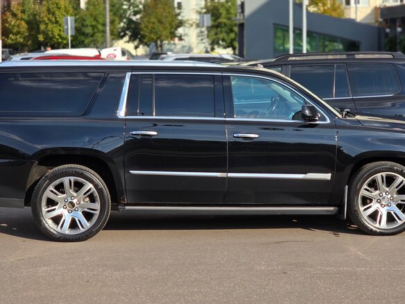 2014 Cadillac Escalade IV, чёрный - вид 2
