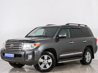 2012 Toyota Land Cruiser 200 Series Рестайлинг 1, серый, 3799000 рублей, вид 3