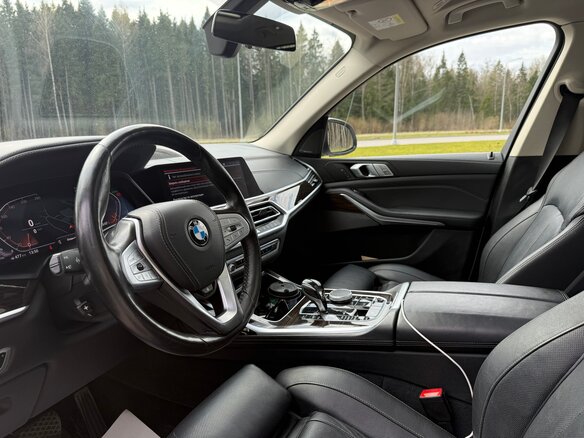 2019 BMW X7 30d I (G07), белый, 7000000 рублей - вид 7