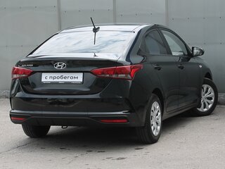 2021 Hyundai Solaris II Рестайлинг, чёрный, 1490000 рублей, вид 2
