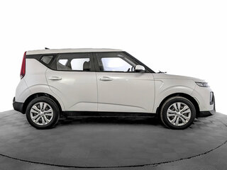 2022 Kia Soul III, белый, 2140000 рублей, вид 4