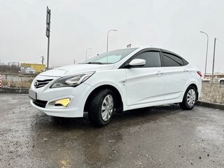 2014 Hyundai Solaris I Рестайлинг, белый, 800000 рублей, вид 5