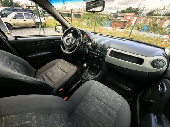2012 Renault Logan I Рестайлинг, бежевый - вид 10