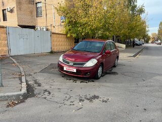 2010 Nissan Tiida I Рестайлинг, красный, 230000 рублей, вид 2