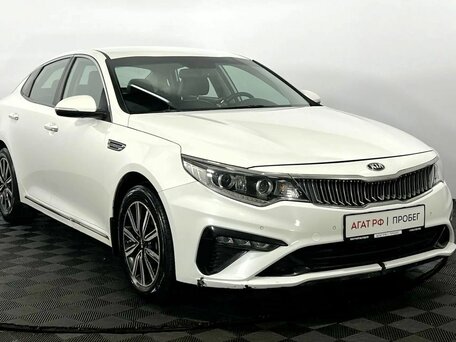 2019 Kia Optima IV Рестайлинг, белый, 1570000 рублей, вид 4