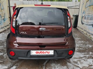 2017 Kia Soul II Рестайлинг, коричневый, 1410000 рублей, вид 5