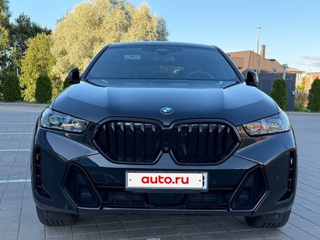 2024 BMW X6 40i III (G06) Рестайлинг, чёрный, 7965885 рублей, вид 4