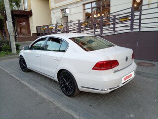 2011 Volkswagen Passat B7, белый, 1100000 рублей, вид 3
